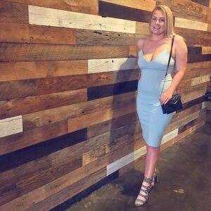 Lulu's Light Blue Bodycon Midi Dress - Size Large
